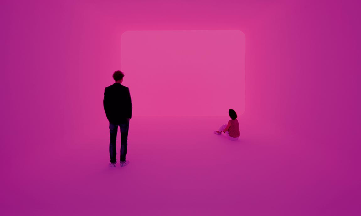 James Turrell Ganzfeld Apani, 2011, Lichtinstallation, Ganzfeld Series Variabel 1600 x 1200 x 600 cm © Florian Holzherr