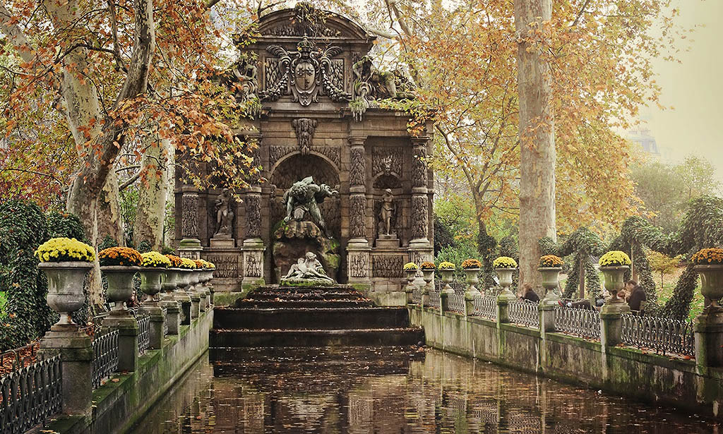 Boujour tristesse. Goldener Herbst an der Seine.