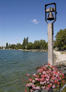 Glocke an der Schiffsanlegestelle Insel Reichenau